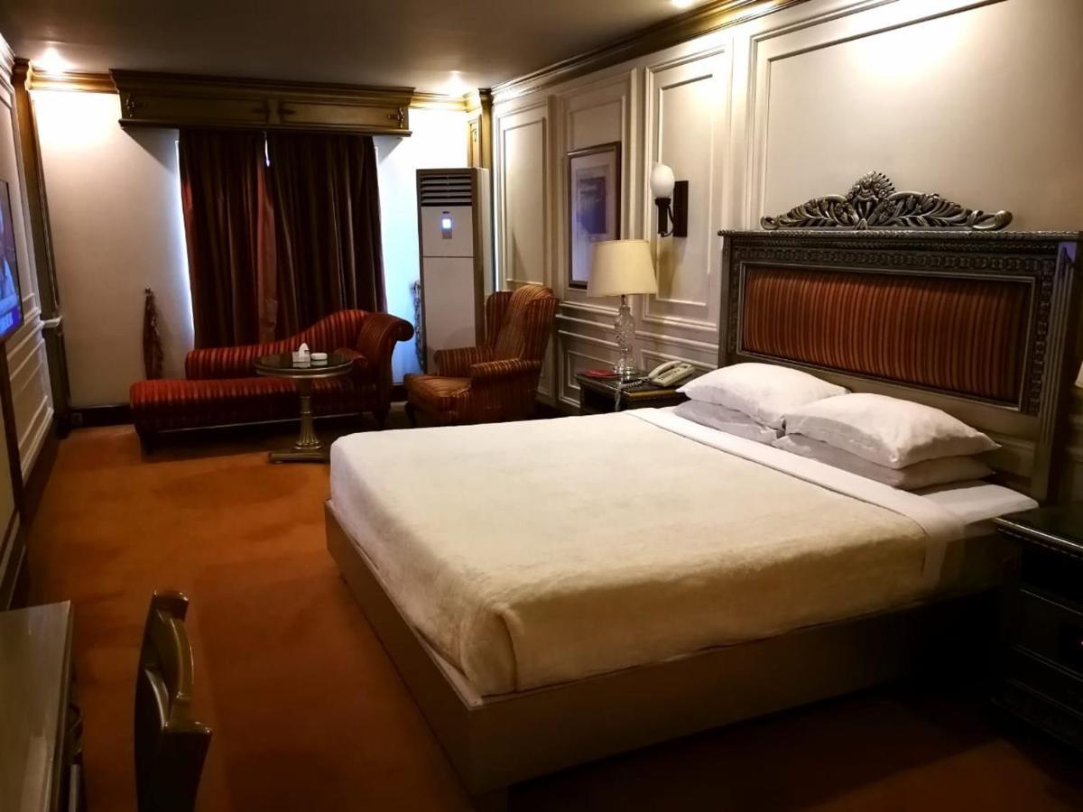 לאהור Regency Inn Hotel מראה חיצוני תמונה
