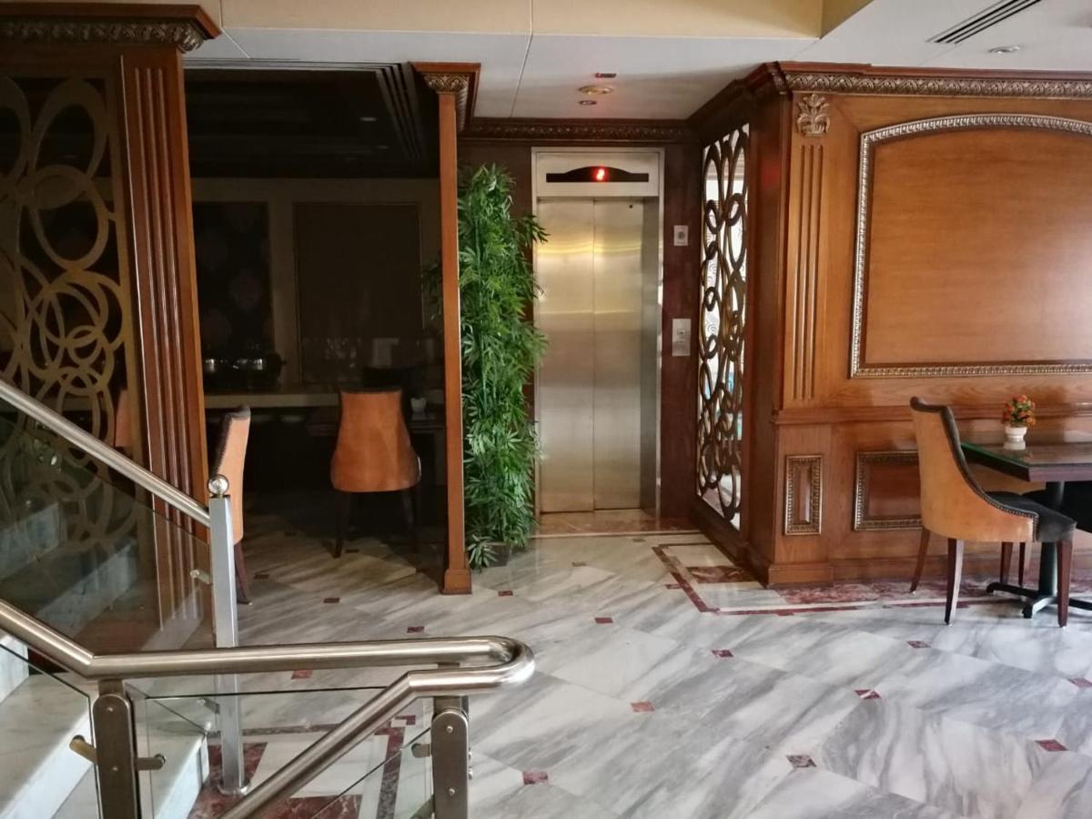 לאהור Regency Inn Hotel מראה חיצוני תמונה