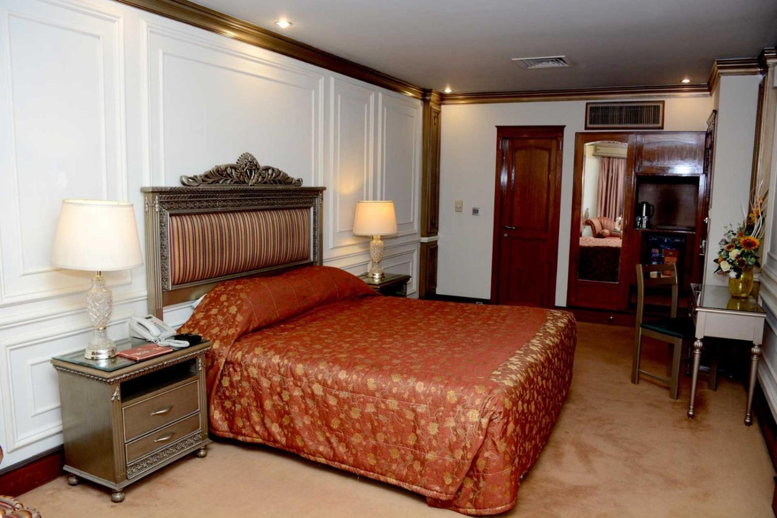 לאהור Regency Inn Hotel מראה חיצוני תמונה