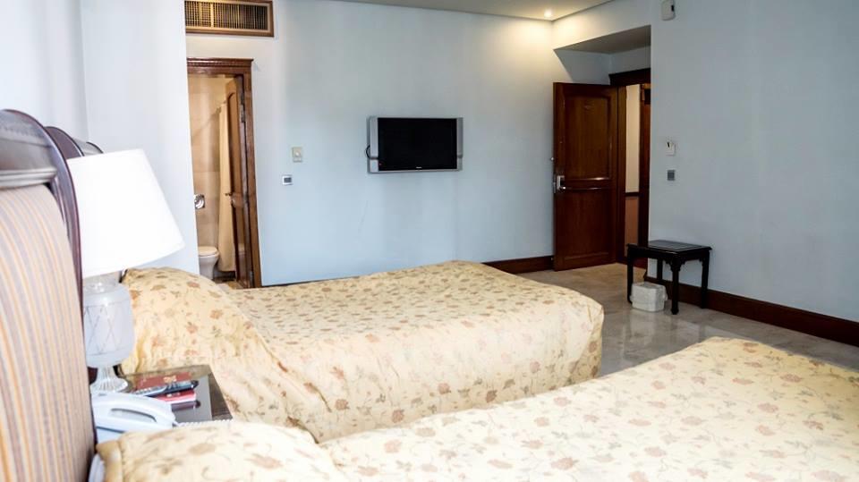 לאהור Regency Inn Hotel מראה חיצוני תמונה