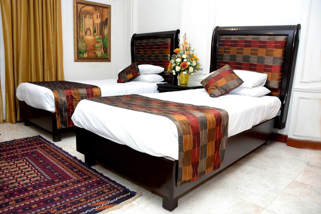 לאהור Regency Inn Hotel מראה חיצוני תמונה