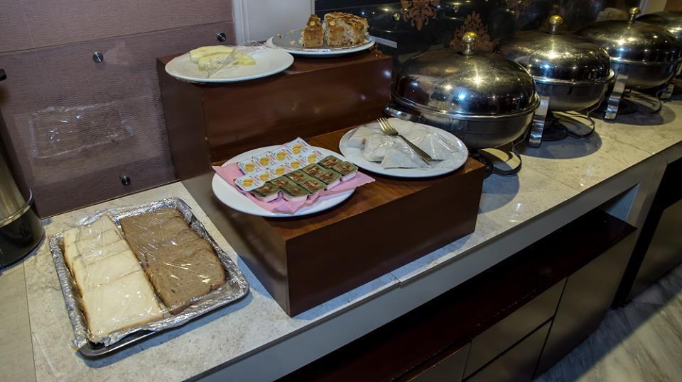 לאהור Regency Inn Hotel מראה חיצוני תמונה
