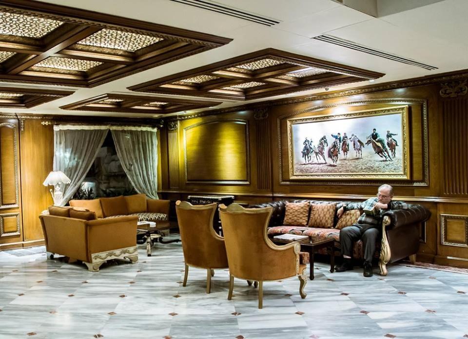 לאהור Regency Inn Hotel מראה חיצוני תמונה